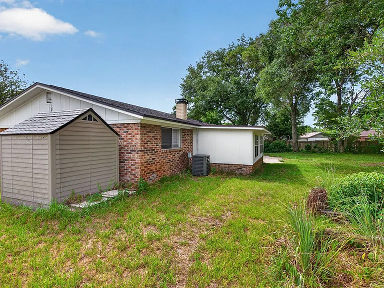 9954 Larkdale Ct — Photo 35