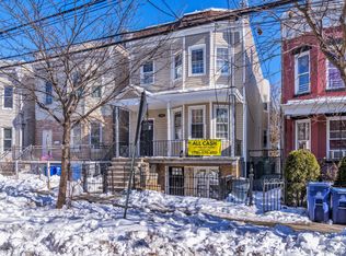 1852 Amethyst St, Bronx, NY 10462