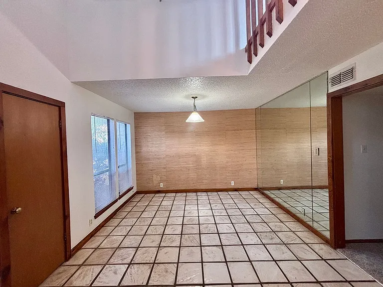 5311 Doe Valley Ln — Photo 5