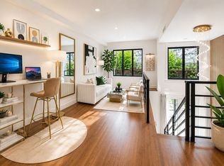 149 Huron St APT 1A, Brooklyn, NY 11222