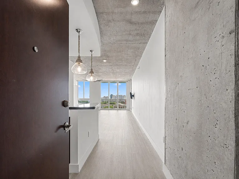 300 S Australian Ave #1103 — Photo 2