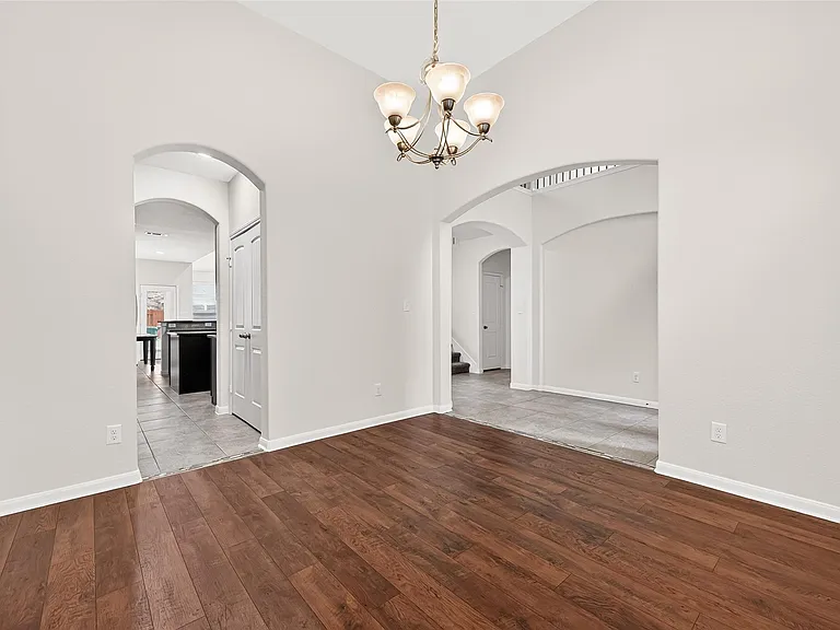 17415 Sandalisle Ln — Photo 9