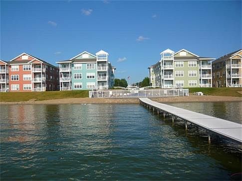 3rd image of 13246 E Lake Shore Dr Unit A-302