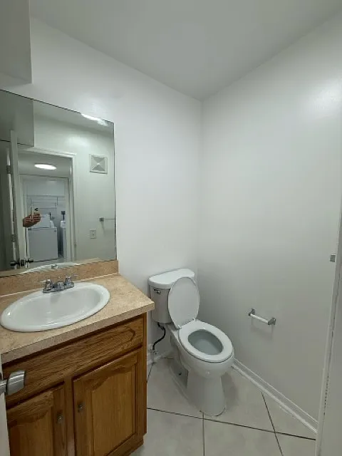 2912 NW 55th Avenue - 1D — Photo 3