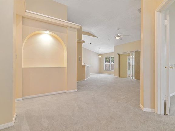 4th image of 1529 Tina Ln