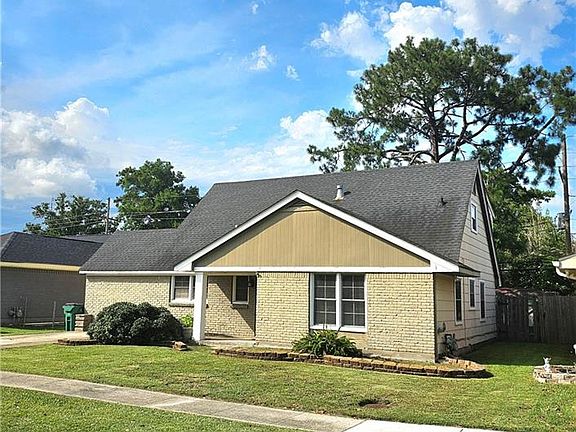 3rd image of 329 Brookmeade Dr