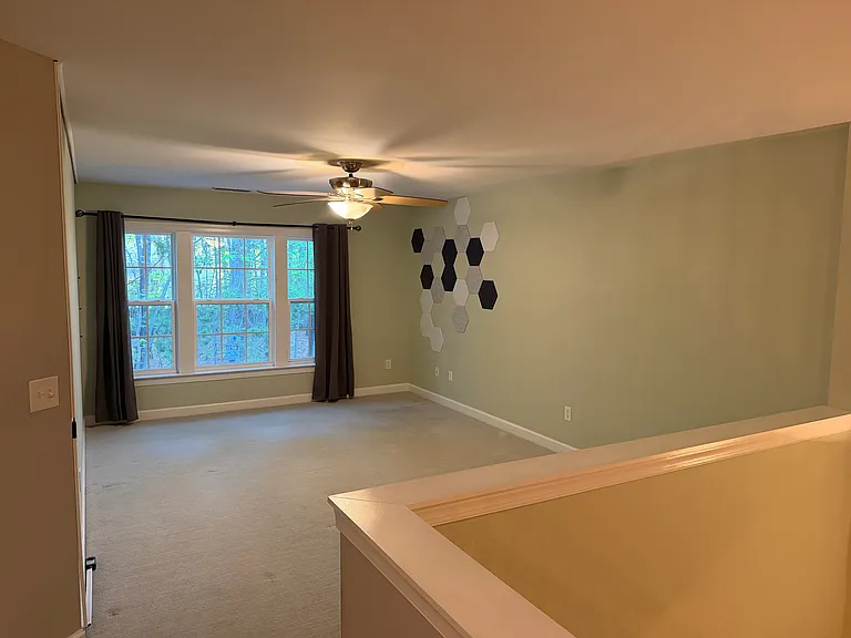 707 Bartlett Cir — Photo 10