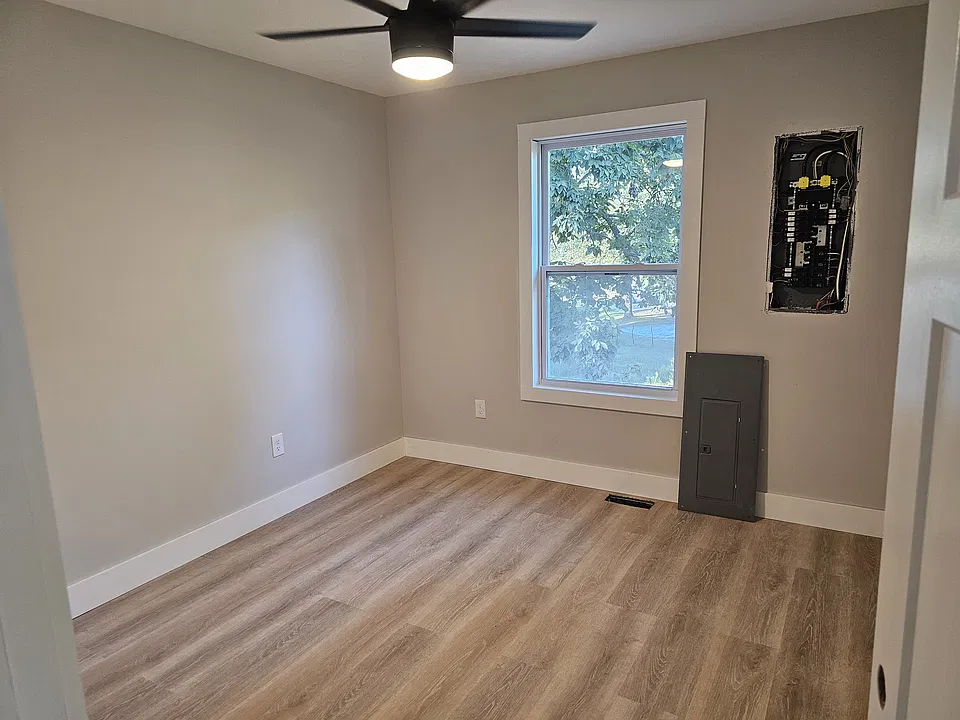 396 Bowers Rd