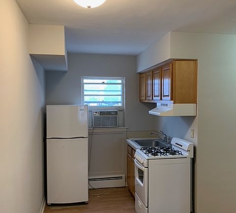2nd image of 4525 W 95th St #202