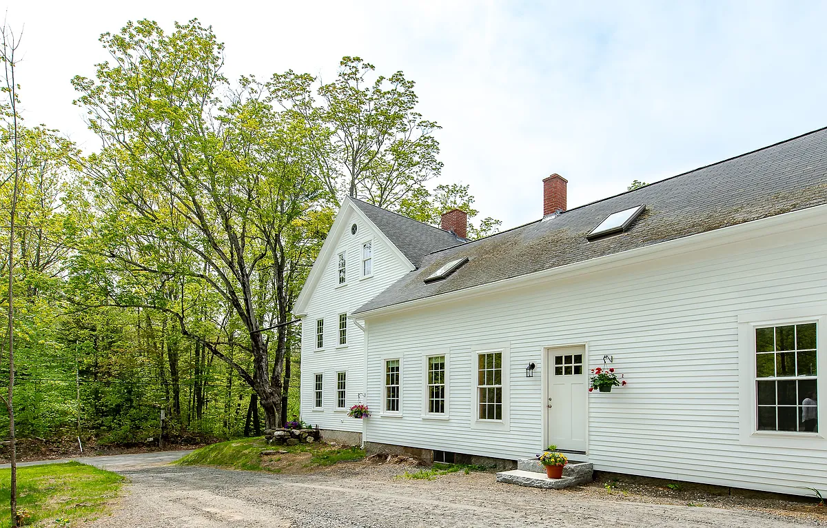 Building Photo - 310 Oak Woods Rd #0
