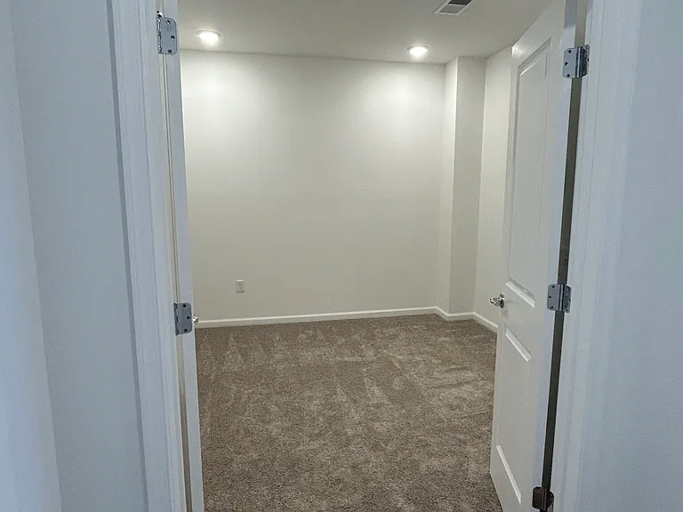 421 Washington St #1304 — Photo 18