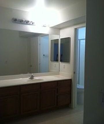 4th image of 5801 S 53rd Gln