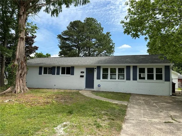 128 Ridgewood Rd, Chesapeake, VA 23325