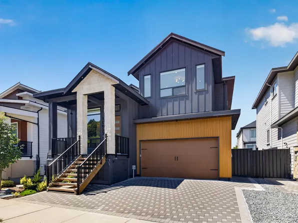 10627 124a St, Surrey, BC V3V 0E2