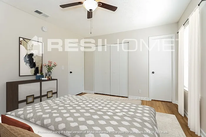 1221 Akins Ridge Dr — Photo 8