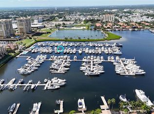 102 Riviera Dunes Way #C-10, Palmetto, FL 34221