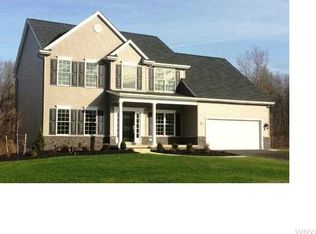 61 Golden Crescent Way, Orchard Park, NY 14127