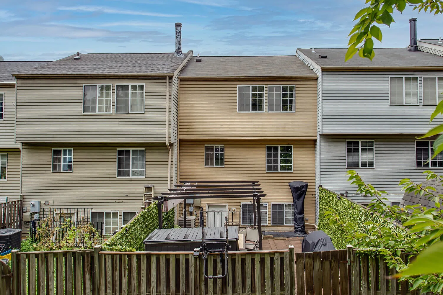 7583 Aspenpark Rd — Photo 2