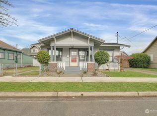 907 Academy St, Sumner, WA 98390