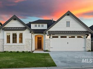 1058 E Rockhurst Ln, Eagle, ID 83616