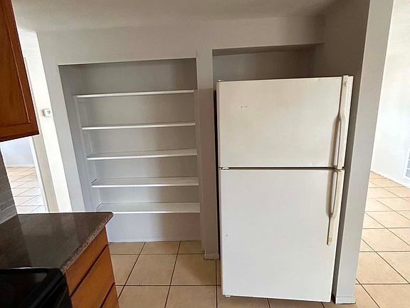 5th image of 11121 Yellowwood Ln