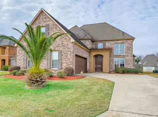 18031 Pine Ridge Dr, Prairieville, LA 70769