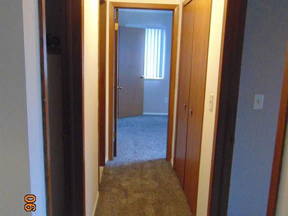 5th image of 7717 Manor Cir