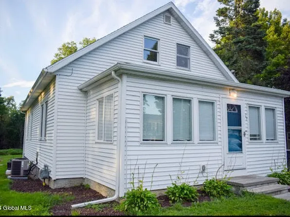 27 Lansing Street, Hagaman, NY 12086