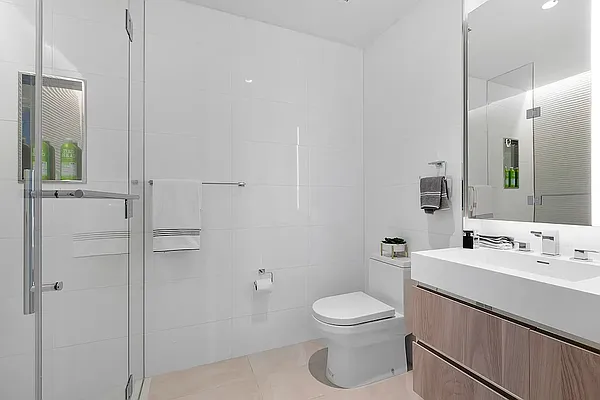 Rented by MOTION New York | media 7