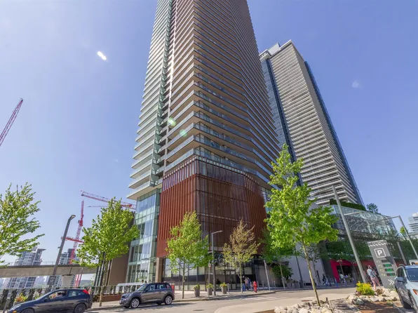 4650 Brentwood Blvd #1607, Burnaby, BC V5C 0M3