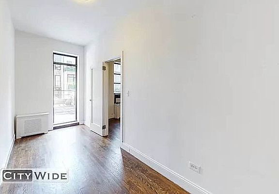 2nd image of 37 E 65th St #2R