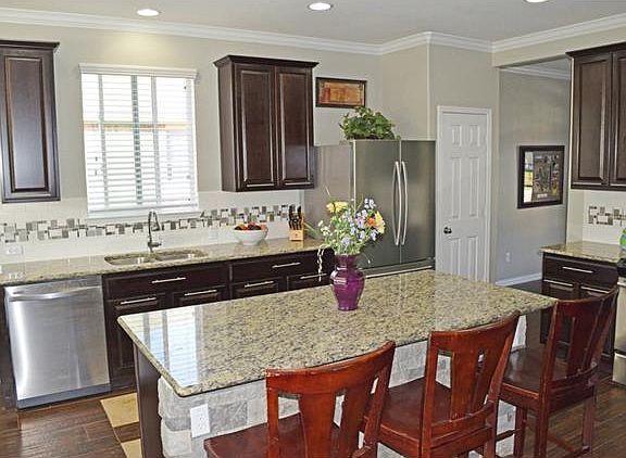 4th image of 2076 Sid Allens Dr