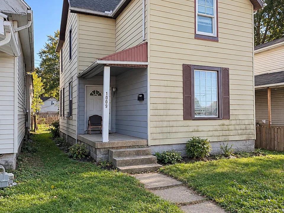 1009 South Ave