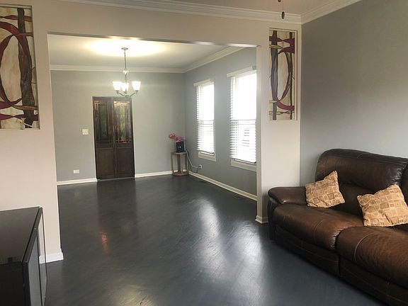 5th image of 6314 W Diversey Ave