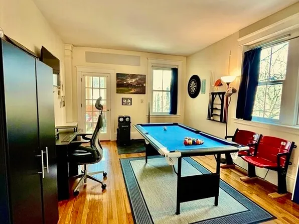 66 Marshal St APT 6, Brookline, MA 02446