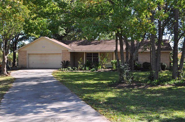 1st image of 17003 Crooked Oak Dr
