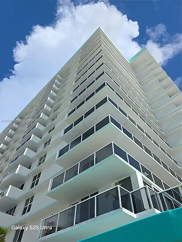 3725 S Ocean Dr Photo 1