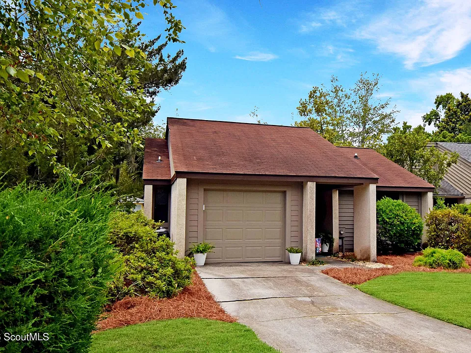154 Linkside Dr