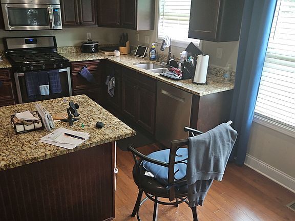 3rd image of 511 Tradition Pl
