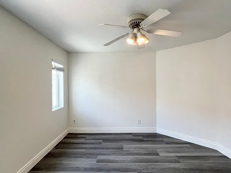 7405 Charmant Dr #2112 — Photo 21