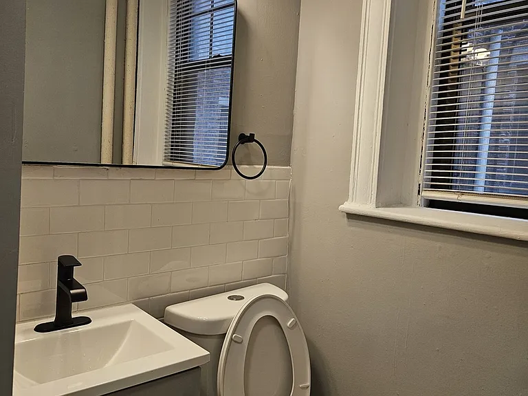 59 Brighton Ave #1 — Photo 15