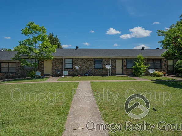 8010 4th Ave APT 114, Leeds, AL 35094