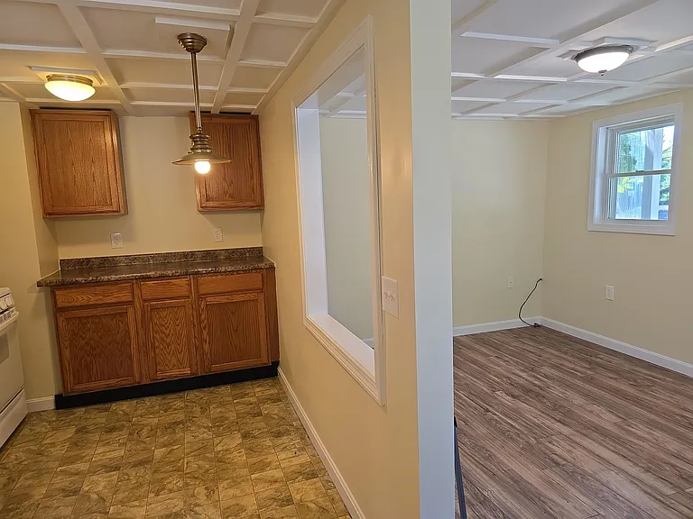 111 Maple St #B — Photo 6