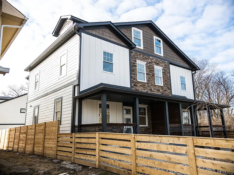 2532 N College Ave — Photo 1
