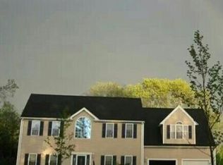 15 Greystone Way, Middleboro, MA 02346