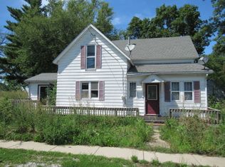 106 E Hancock St, Longview, IL 61852