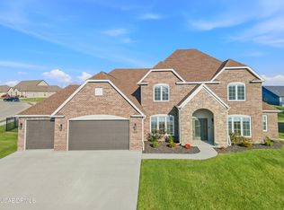 2821 Clopton Ct, Columbia, MO 65203