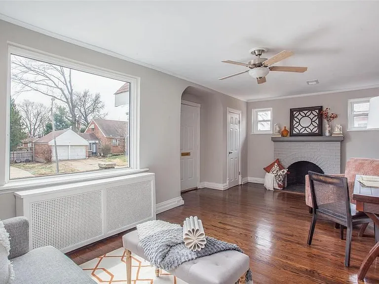 7045 Plymouth Ave — Photo 17