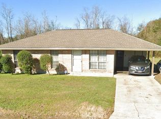 306 German Ln, Lafayette, LA 70507