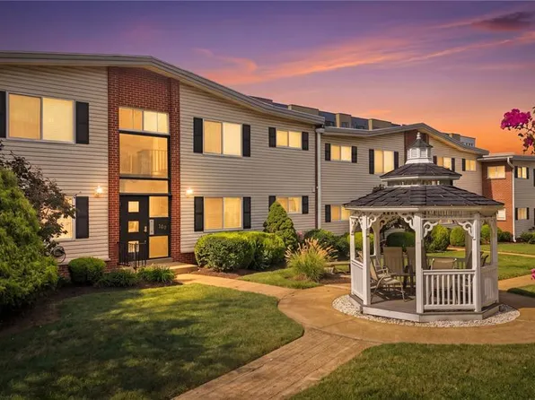 109 E Washington Ave APT 1N, Saint Louis, MO 63122